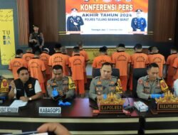 Kapolres Tulang Barat pimpin Gelar Konferensi Pers Akhir Tahun 2024