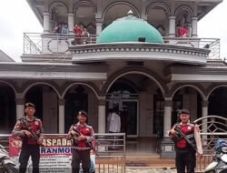 Agenda rutin Samapta Polres Tulang Bawang Gelar Pengamanan Ibadah Sholat Jum’at,