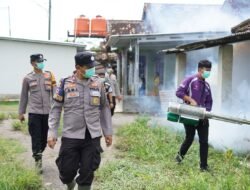 Polres Tulang Bawang Lakukan Fogging di 9 Lokasi Berbeda, AKBP Yuliansyah: Ingat 3M Plus Untuk Cegah DBD