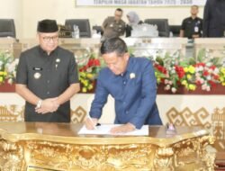 Gelar Rapat Paripurna DPRD Tulang Bawang,Dalam Rangka Penetapan Bupati dan Wakil Bupati