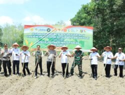 Polres Tulang Bawang Barat Dukung Program Swasembada Pangan Nasional melalui Penanaman Jagung Serentak Kuartal IV
