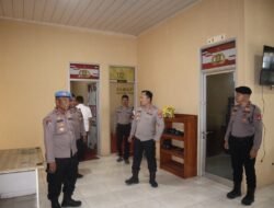 Pastikan Pelayanan SPKT dan Pamapta Berjalan Lancar, Kapolres Tulang Bawang Barat Cek Kesiapan Personil