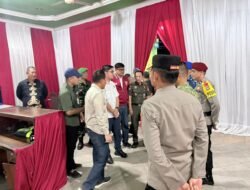 Pastikan Keamanan Malam Natal, Polres Tulang Bawang Lakukan Pengecekan Pospam Ops Lilin Krakatau 2025 Bersama Forkopimda