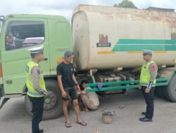 Satlantas Polres Tulang Bawang Barat Berlakukan Pembatasan Kendaraan Sumbu 3 Keatas untuk Tidak Masuki Jalur Tol