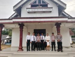 Personil Polsek Tulang Bawang Tengah Laksanakan Pengamanan Ibadah Gereja Berikan Rasa Aman saat Ibadah