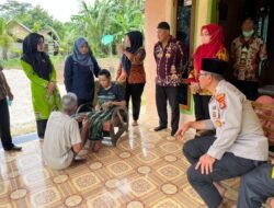 Tangis di Balik Pintu Tertutup: Sentuhan Kemanusiaan Polri Bangkitkan Asa Warga Moris Jaya