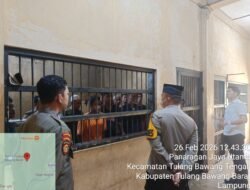 Kapolres Tulang Bawang Barat Cek Ruang Tahanan, Beri Arahan dan Penekanan Personel Jaga