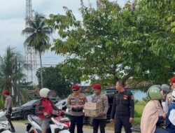 Satres Narkoba Polres Tulang Bawang Barat Berbagi Takjil, Pererat Silaturahmi dengan Masyarakat di Bulan Ramadhan