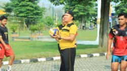 Kapolres Tulang Bawang Barat Membuka Pertandingan Volly Ball Kapolres Cup dalam Rangka HUT Bhayangkara ke-80