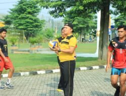 Kapolres Tulang Bawang Barat Membuka Pertandingan Volly Ball Kapolres Cup dalam Rangka HUT Bhayangkara ke-80
