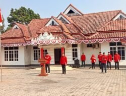 Dalam rangka Mempringati hari kemerdekaan yang ke-81 Tahun Republik indonesia,DPC PDIP Perjuangan Gelar Upacara dihalaman kantor